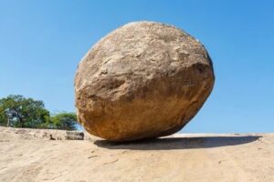 Krishna Butter Ball mahabalipuram