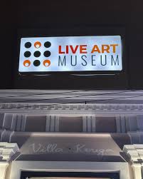 live art Museum